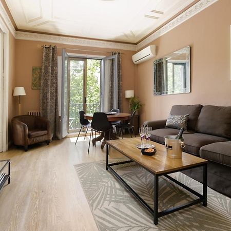 Enjoy Apartments Gran Via Barcelona Exterior photo
