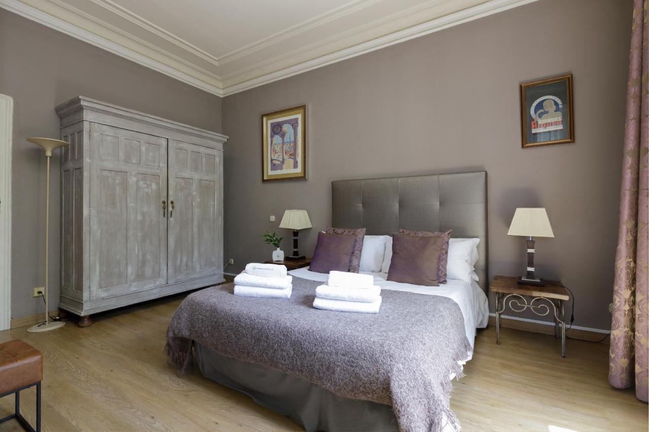 Enjoy Apartments Gran Via Barcelona Exterior photo