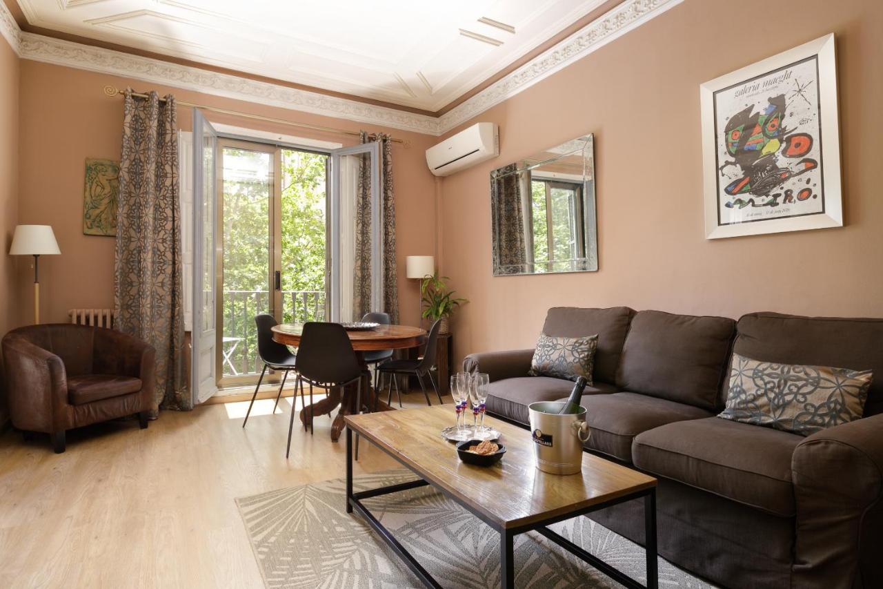 Enjoy Apartments Gran Via Barcelona Exterior photo